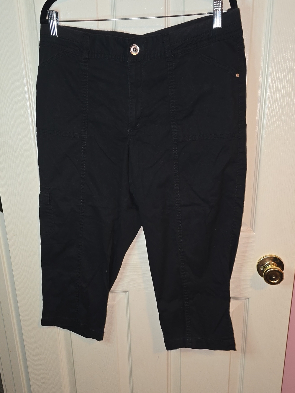 croft & barrow Black Utility Capris with Button Waist